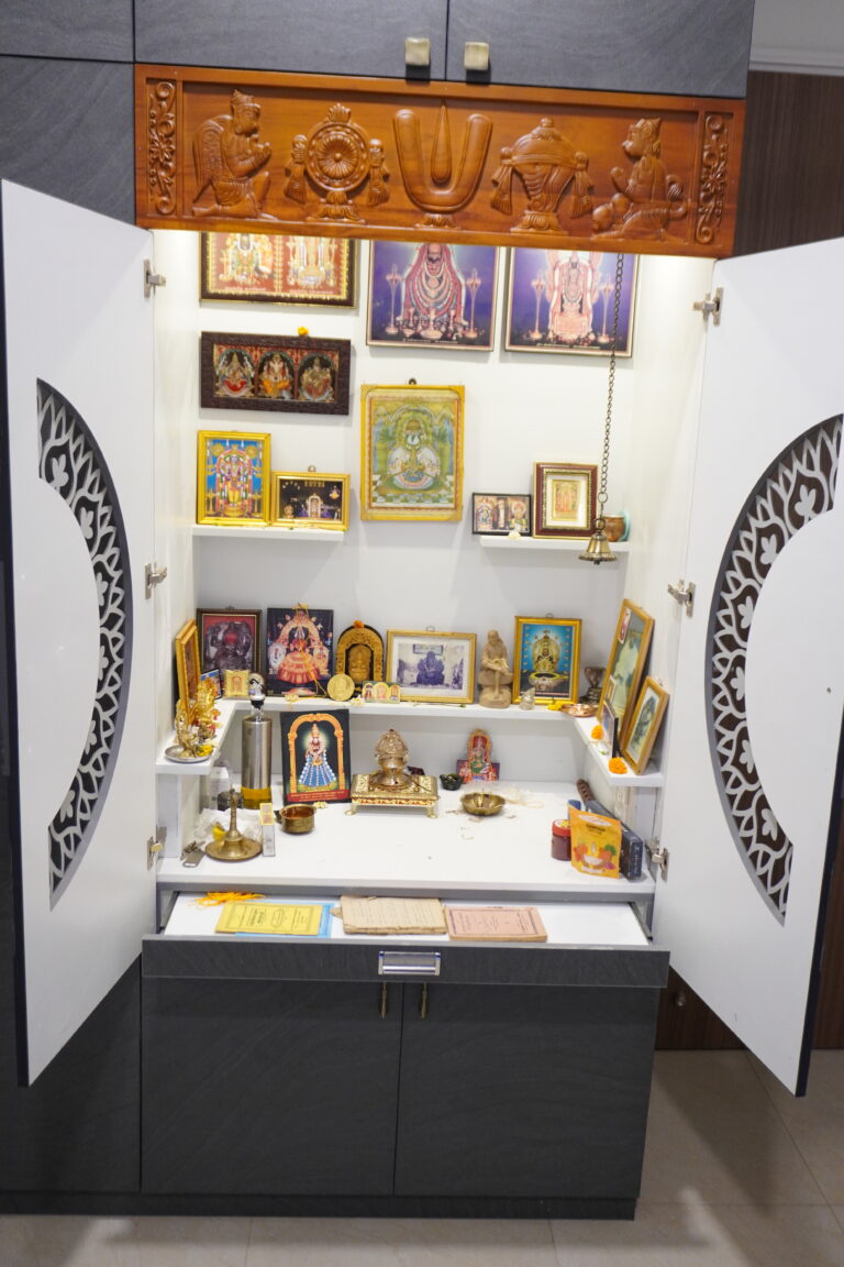 Modular pooja unit with jaali panels